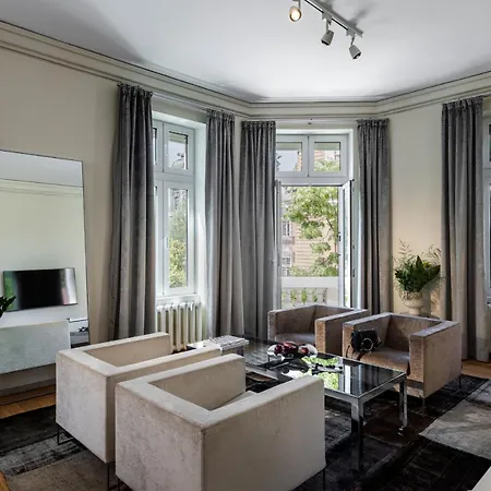 The Nest By Juno Aparthotel